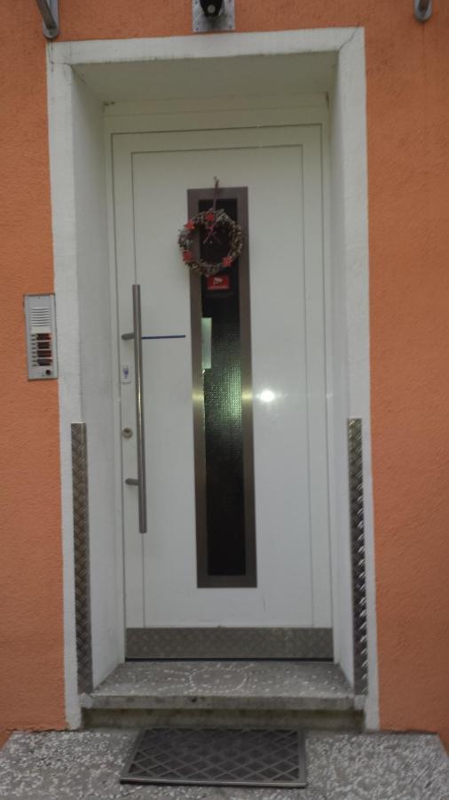 Stay In Aux, Feel At Home ! 2 Room Apartment Central Incl All You Need For 4 Person, 24H Check In, Pkw Parking Only Augsburg Exterior photo